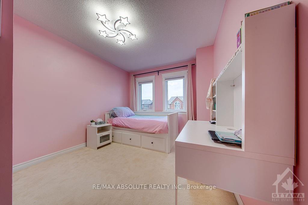 Photo 20 of 1120 Northgraves Crescent, Ottawa, Kanata - Emerald Meadows/Trailwest — HOMEH