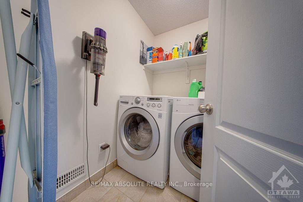 Photo 24 of 1120 Northgraves Crescent, Ottawa, Kanata - Emerald Meadows/Trailwest — HOMEH