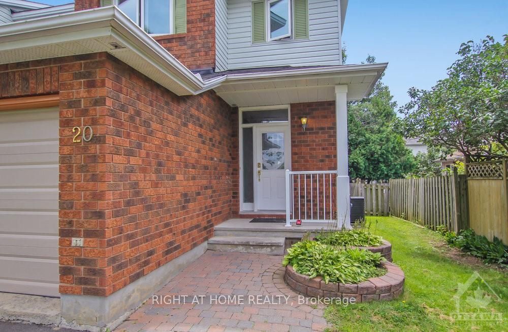 Photo 2 of 20 Bridgestone Drive, Ottawa, Kanata - Emerald Meadows/Trailwest — HOMEH