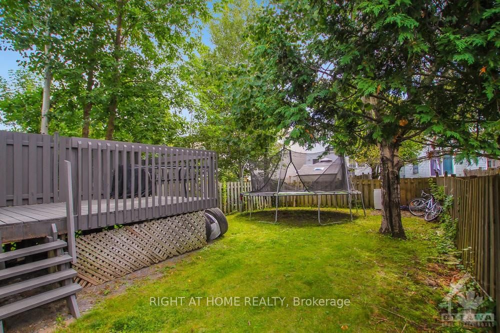 Photo 28 of 20 Bridgestone Drive, Ottawa, Kanata - Emerald Meadows/Trailwest — HOMEH