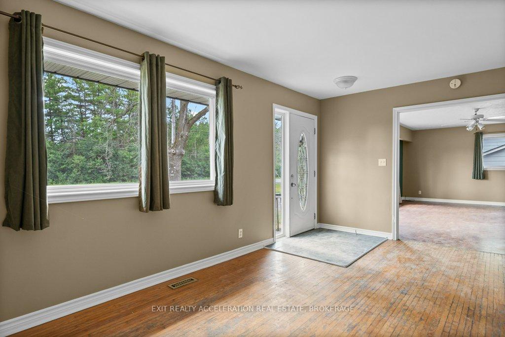 Photo 8 of 4505 Old Highway 2, Belleville, Belleville Ward — HOMEH