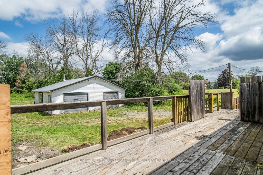 Photo 24 of 4505 Old Highway 2, Belleville, Belleville Ward — HOMEH
