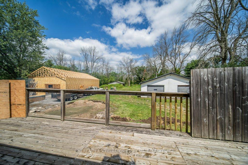 Photo 26 of 4505 Old Highway 2, Belleville, Belleville Ward — HOMEH