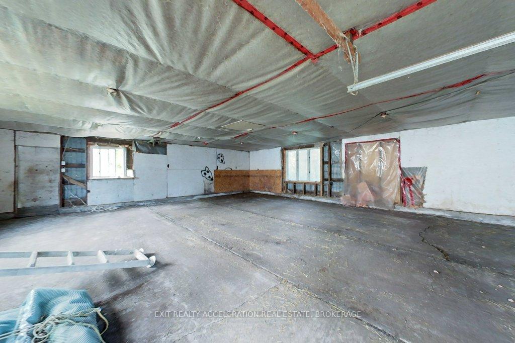 Photo 32 of 4505 Old Highway 2, Belleville, Belleville Ward — HOMEH