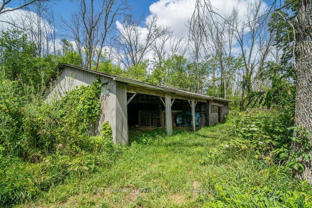 Photo 33 of 4505 Old Highway 2, Belleville, Belleville Ward — HOMEH