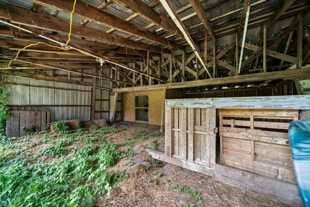 Photo 34 of 4505 Old Highway 2, Belleville, Belleville Ward — HOMEH