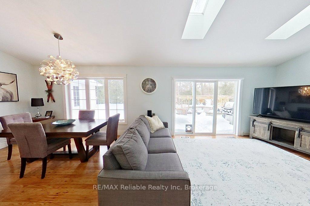 Photo 5 of 22 Eugene Street, Bluewater, Bayfield — HOMEH