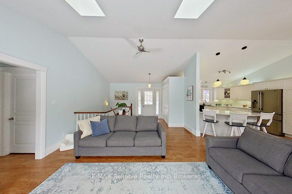 Photo 7 of 22 Eugene Street, Bluewater, Bayfield — HOMEH