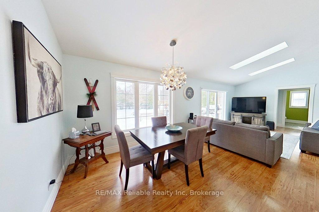 Photo 8 of 22 Eugene Street, Bluewater, Bayfield — HOMEH