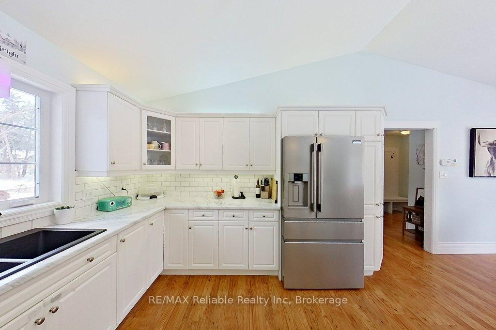 Photo 15 of 22 Eugene Street, Bluewater, Bayfield — HOMEH
