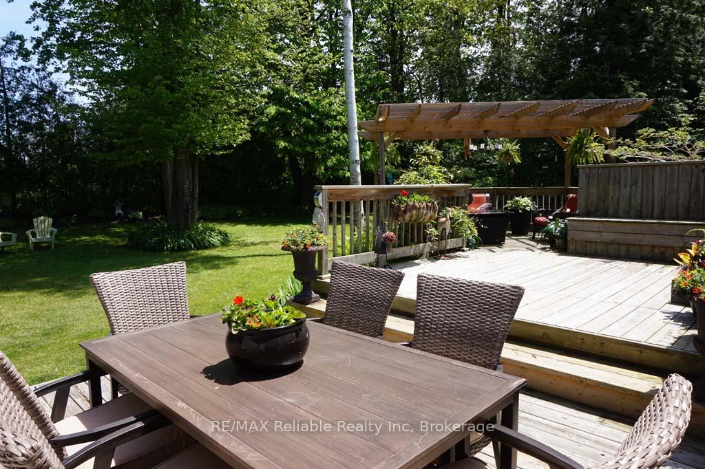 Photo 39 of 22 Eugene Street, Bluewater, Bayfield — HOMEH