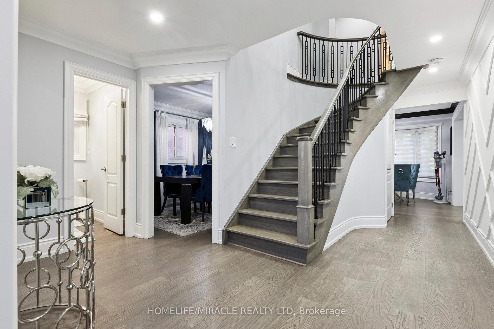 Photo 3 of 33 Ritchie Avenue, Ajax, Central — HOMEH