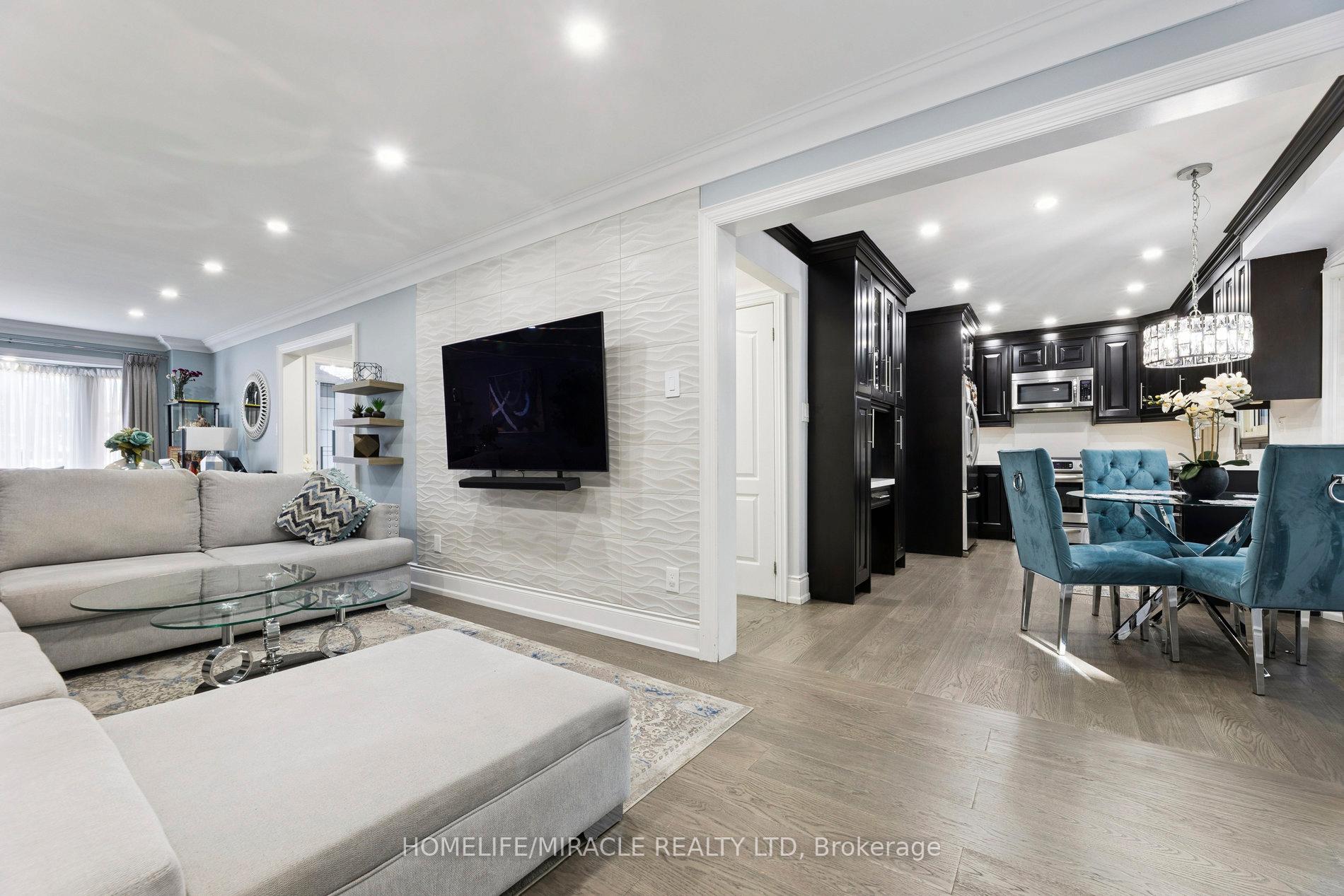 Photo 16 of 33 Ritchie Avenue, Ajax, Central — HOMEH