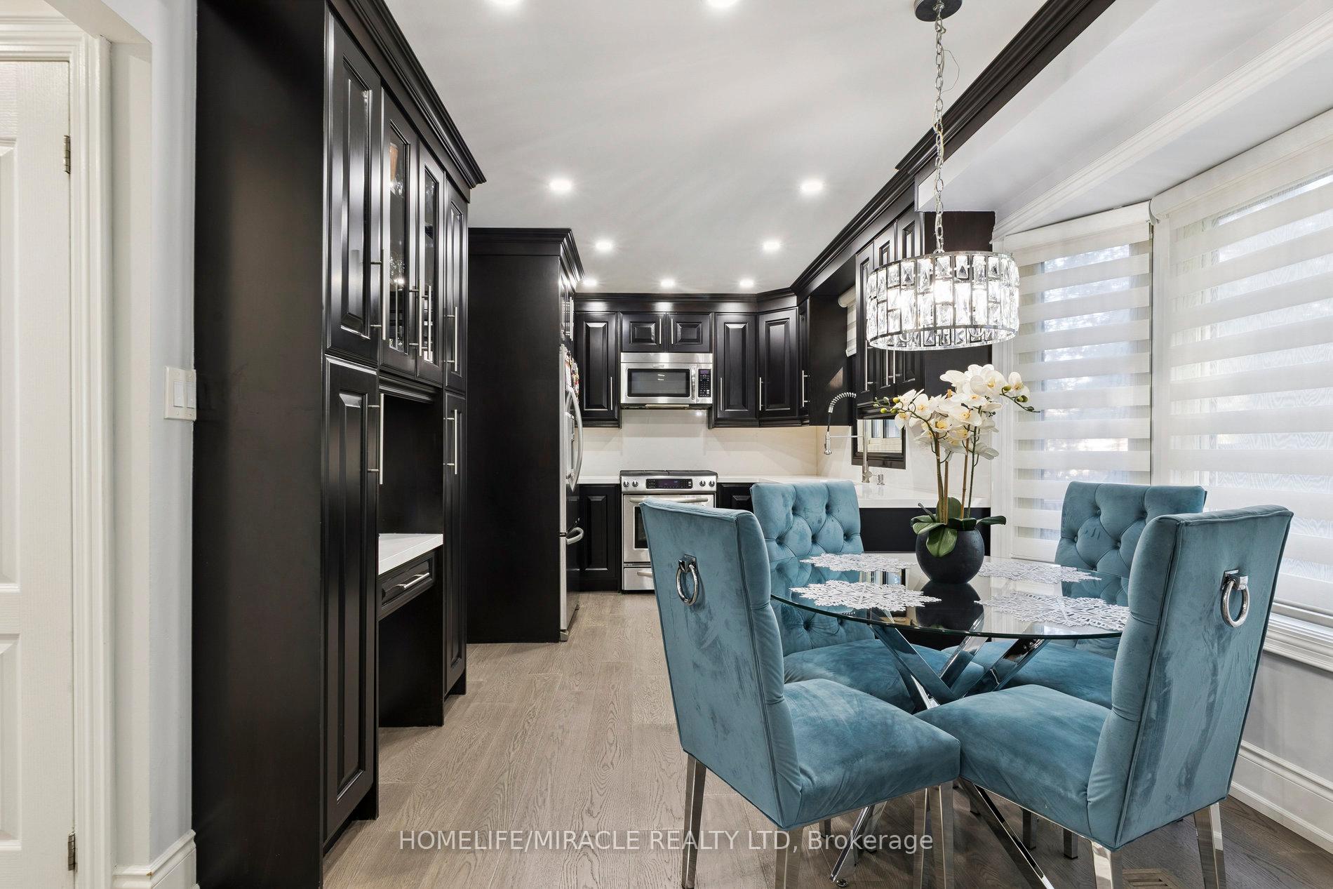 Photo 12 of 33 Ritchie Avenue, Ajax, Central — HOMEH