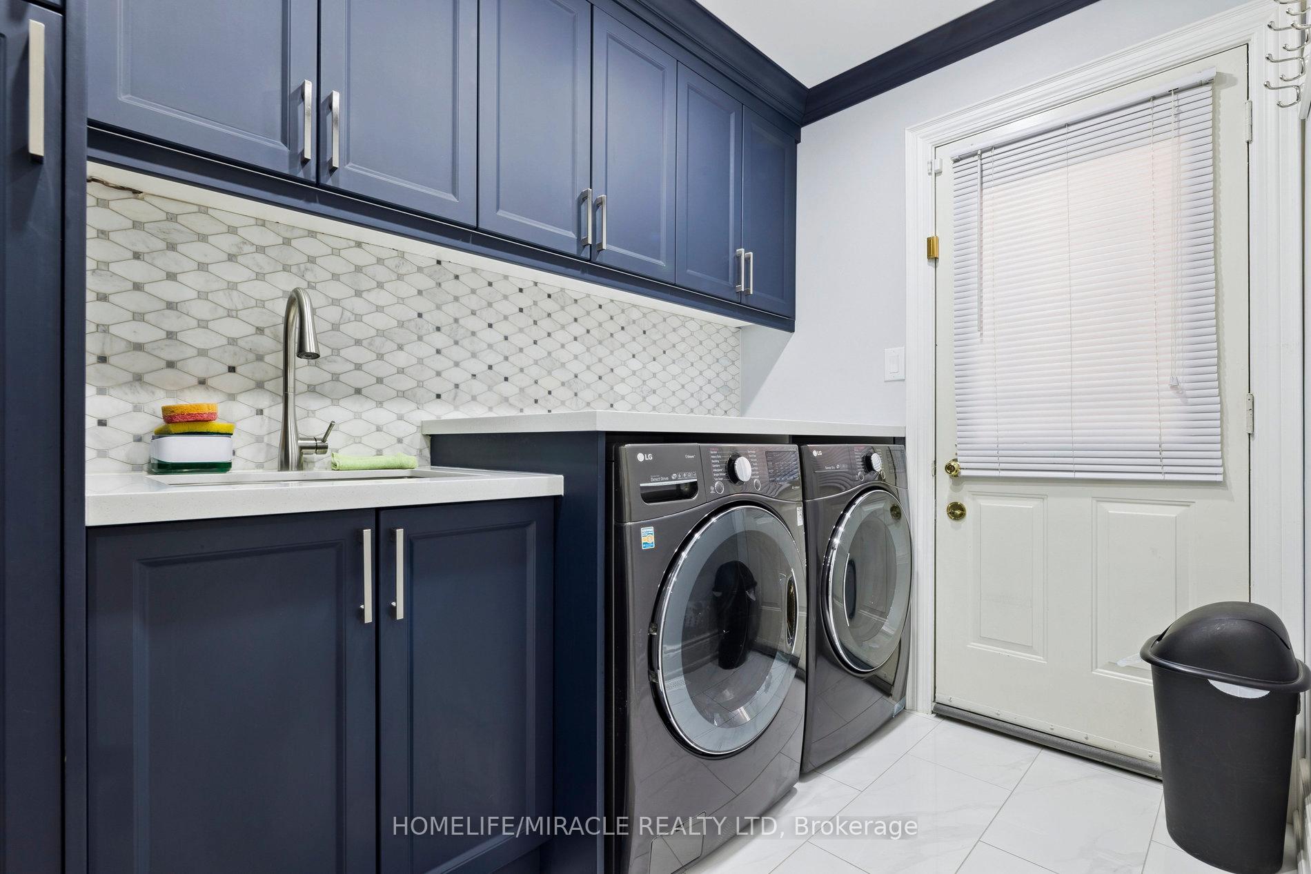Photo 24 of 33 Ritchie Avenue, Ajax, Central — HOMEH