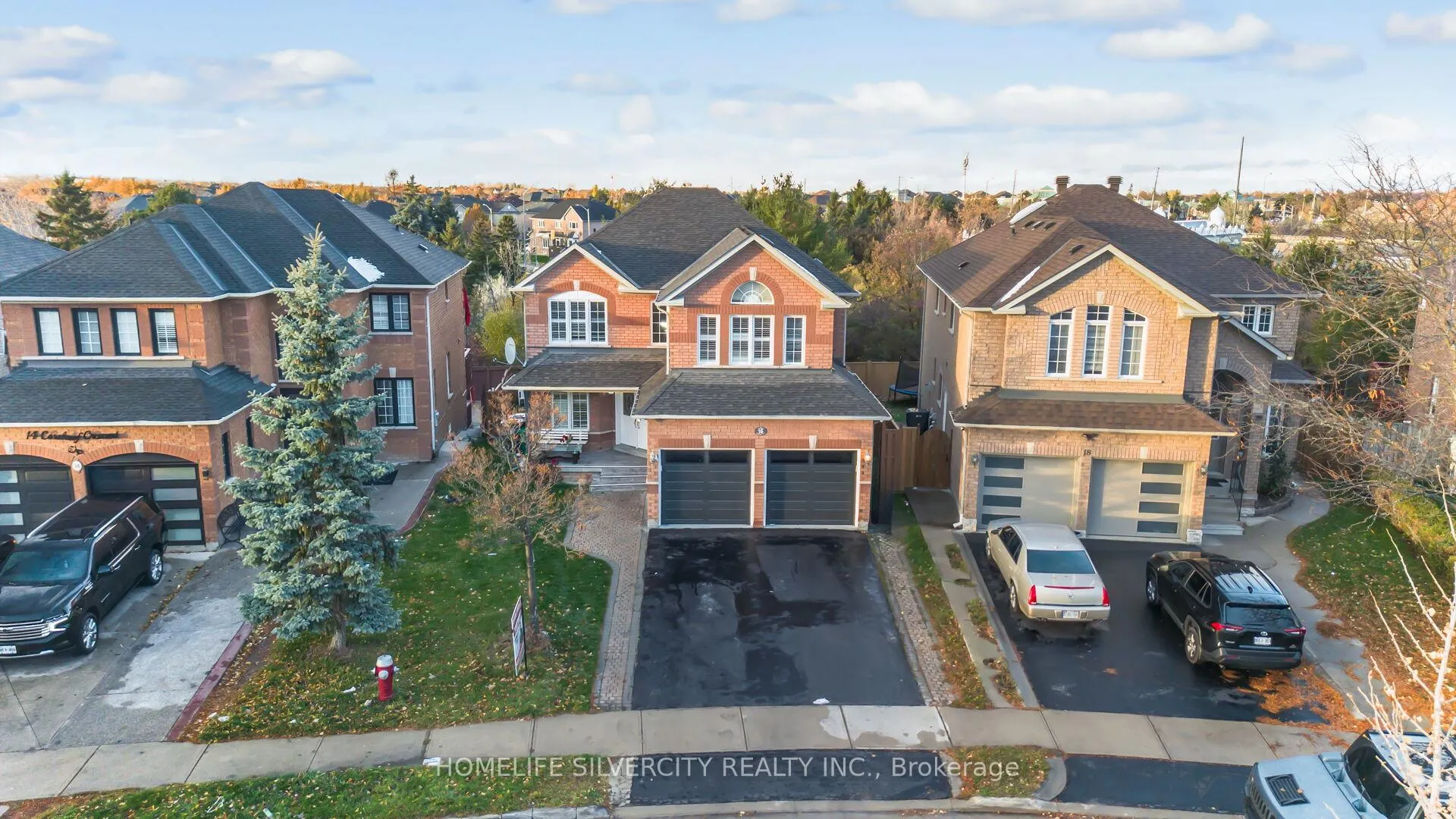 Front of 16 Coralreef Crescent