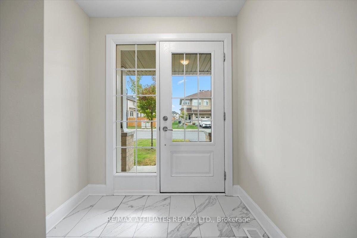 Photo 3 of 200 Hooper Street, Carleton Place — HOMEH
