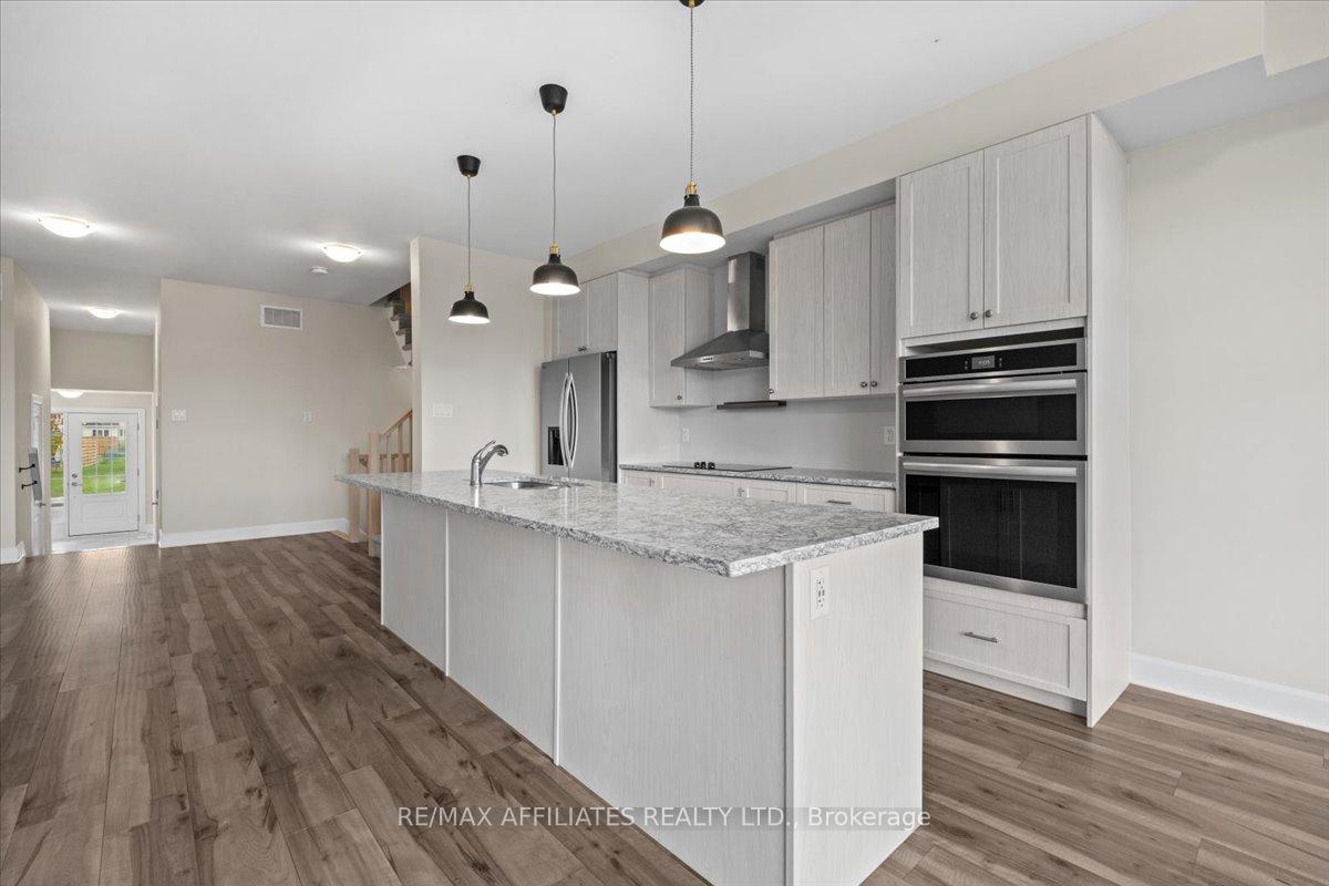Photo 12 of 200 Hooper Street, Carleton Place — HOMEH