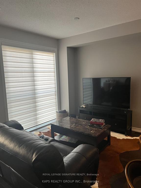 Photo 6 of Unit 64, 165 Hamsphire Way, Milton, Dempsey — HOMEH