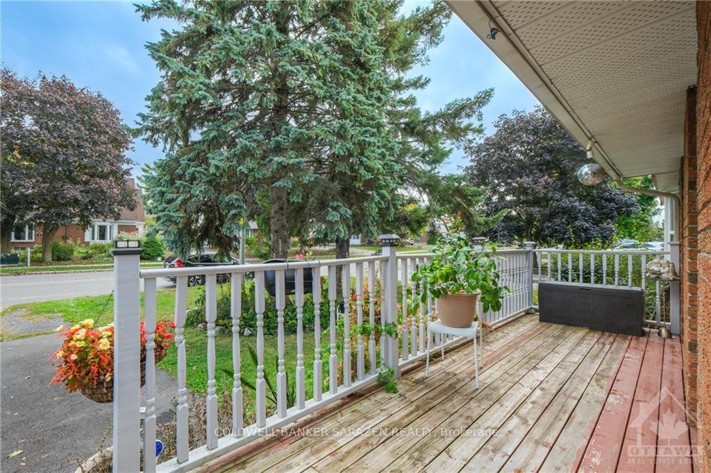 Photo 2 of 17 Winchester Drive, Ottawa, Kanata - Glencairn/Hazeldean — HOMEH