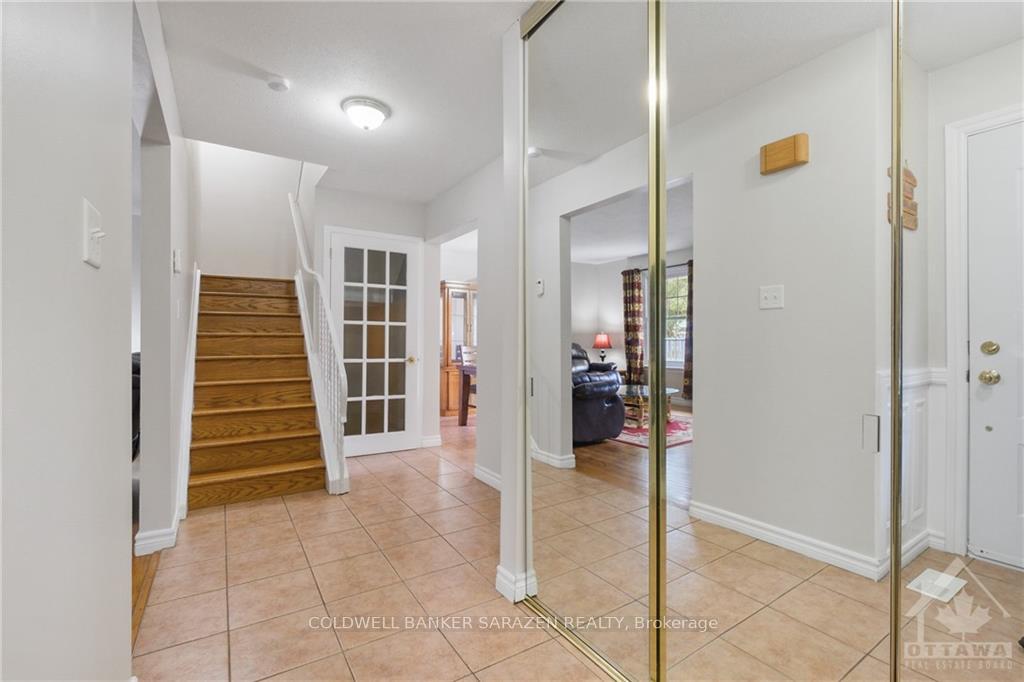 Photo 3 of 17 Winchester Drive, Ottawa, Kanata - Glencairn/Hazeldean — HOMEH