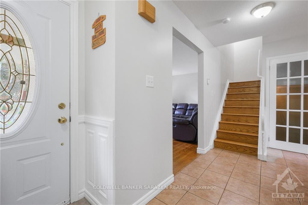 Photo 4 of 17 Winchester Drive, Ottawa, Kanata - Glencairn/Hazeldean — HOMEH