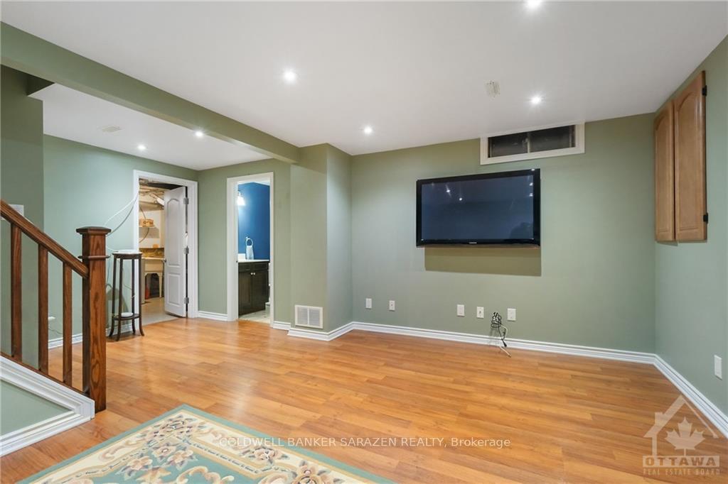 Photo 25 of 17 Winchester Drive, Ottawa, Kanata - Glencairn/Hazeldean — HOMEH