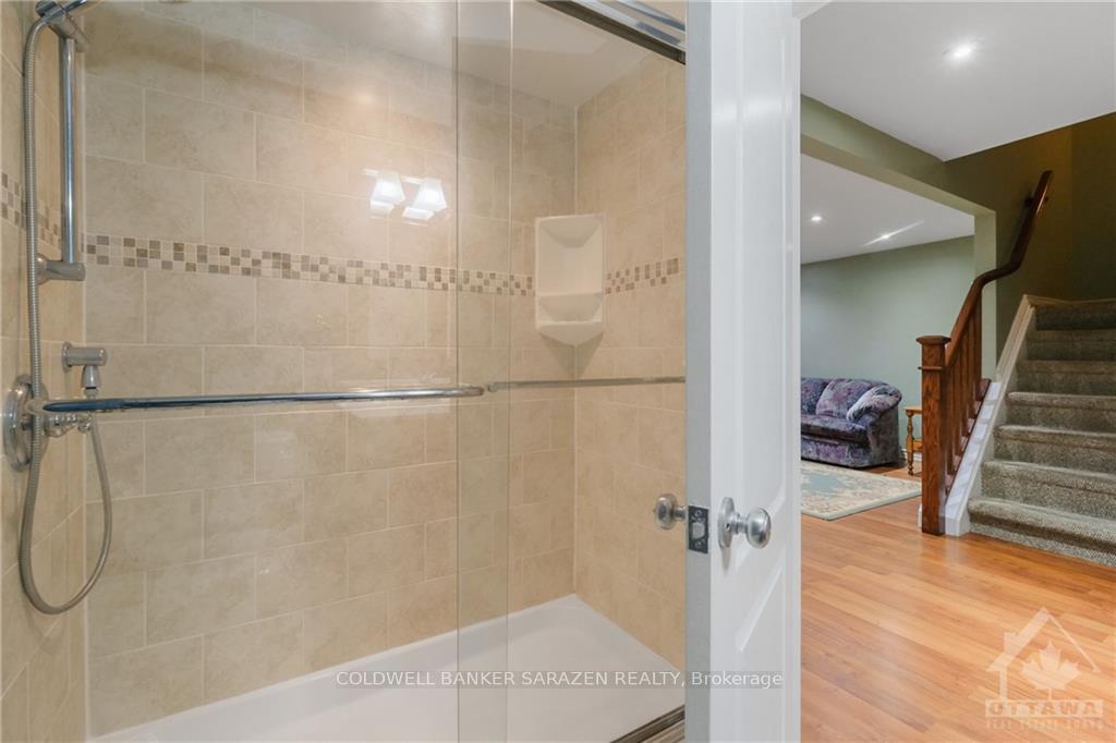 Photo 27 of 17 Winchester Drive, Ottawa, Kanata - Glencairn/Hazeldean — HOMEH