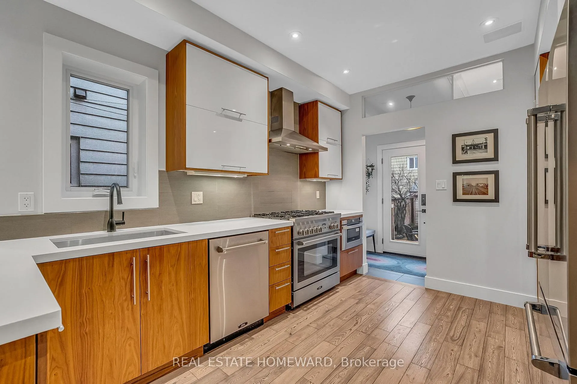 Photo 5 of 3 Howie Avenue, Toronto, South Riverdale — HOMEH