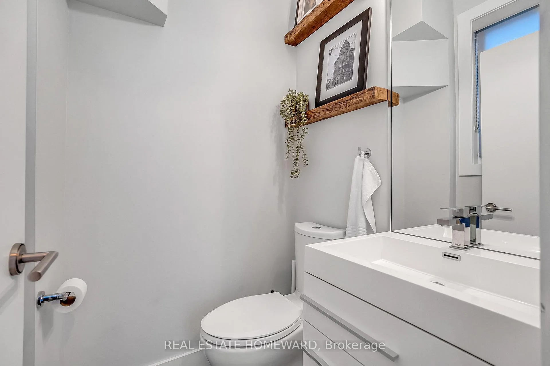 Photo 10 of 3 Howie Avenue, Toronto, South Riverdale — HOMEH