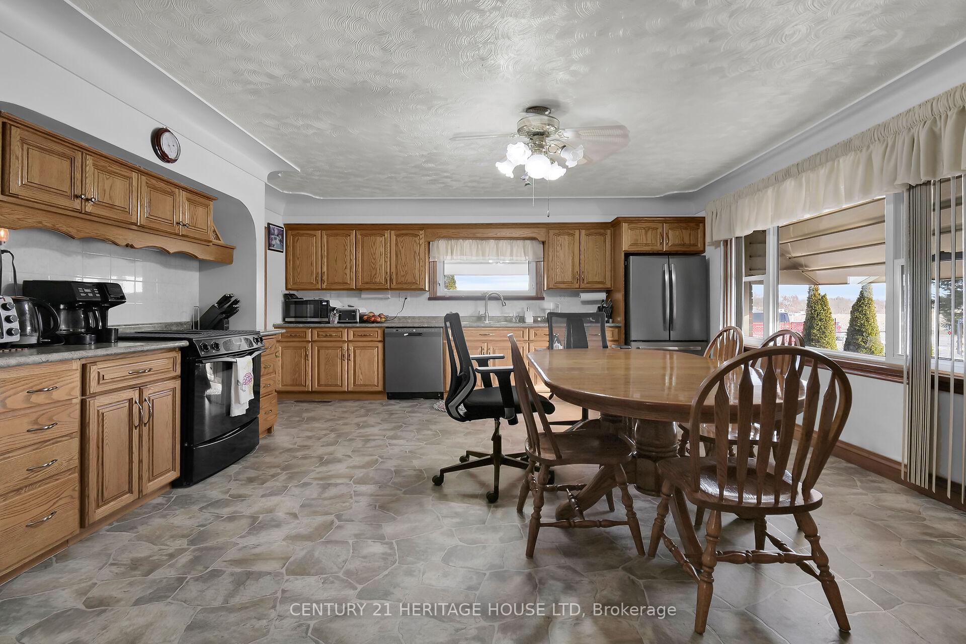 Photo 4 of 8835 Plank Road, Bayham, Rural Bayham — HOMEH