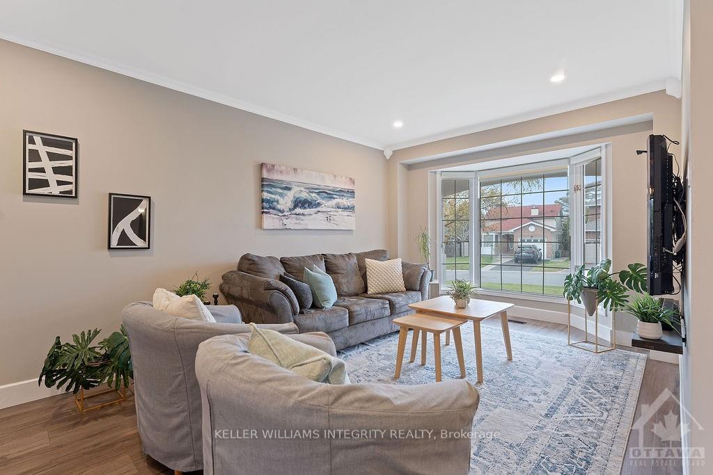 Photo 5 of 65 Hawley Crescent, Ottawa, Kanata - Bridlewood — HOMEH