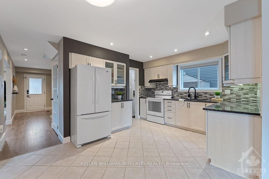 Photo 9 of 65 Hawley Crescent, Ottawa, Kanata - Bridlewood — HOMEH