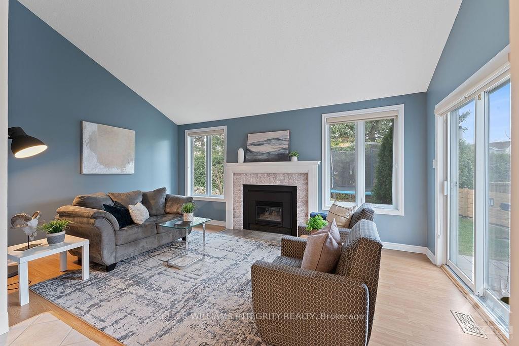 Photo 11 of 65 Hawley Crescent, Ottawa, Kanata - Bridlewood — HOMEH