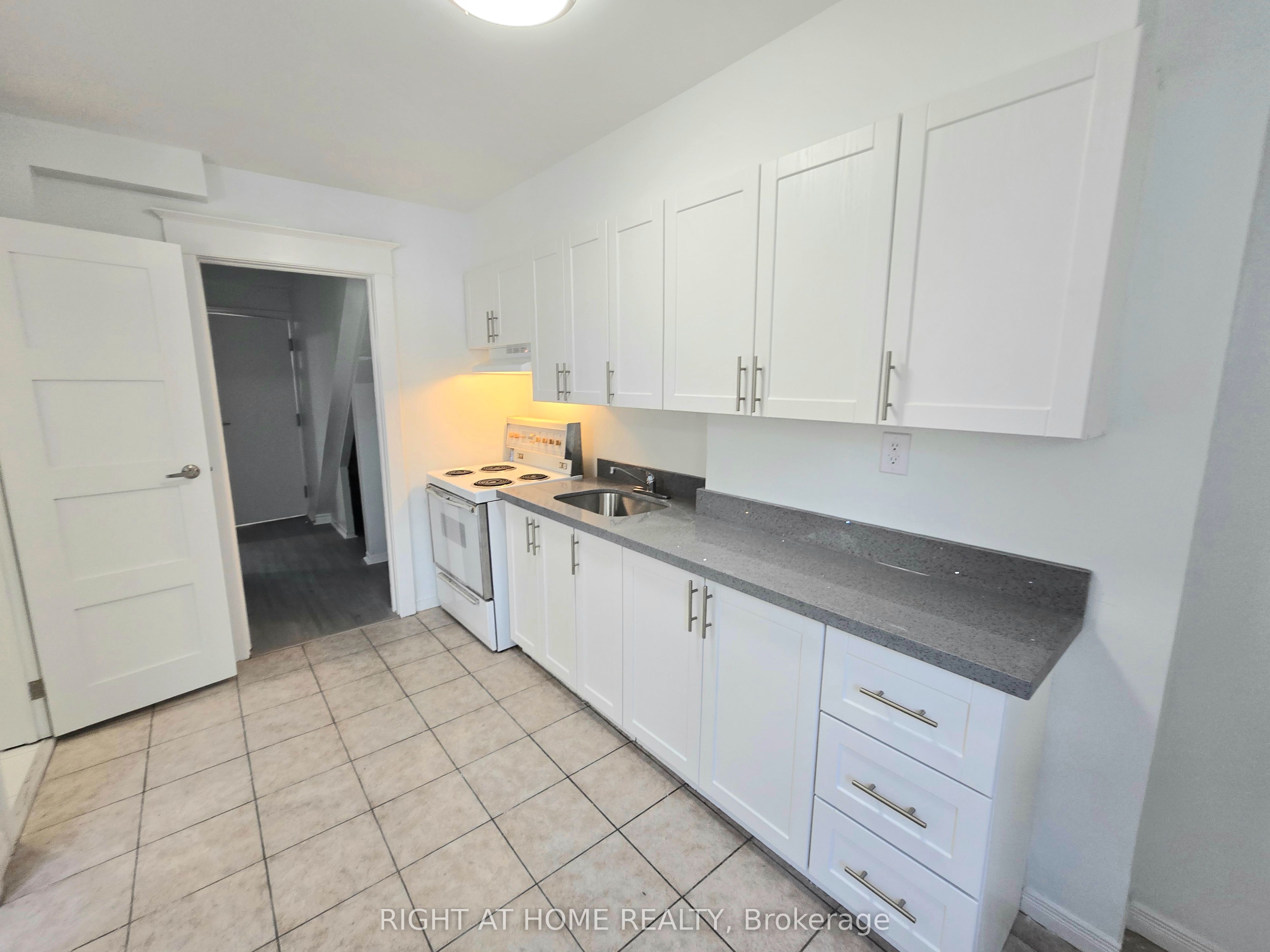 Photo 14 of Unit Main, 344 Glebeholme Boulevard, Toronto, Danforth — HOMEH