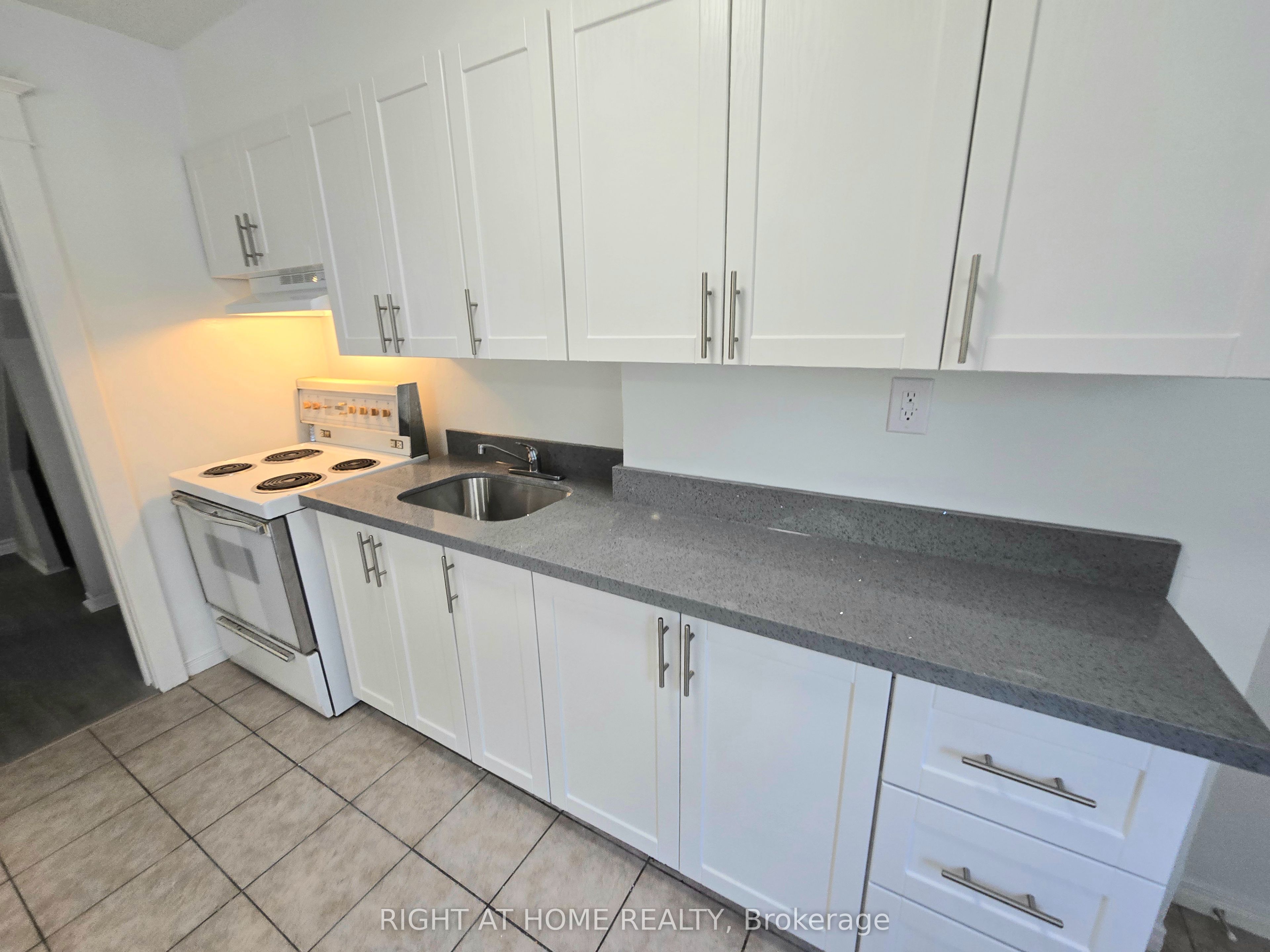 Photo 15 of Unit Main, 344 Glebeholme Boulevard, Toronto, Danforth — HOMEH