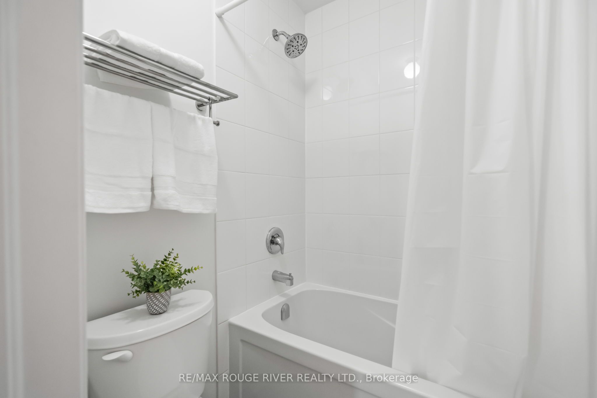 Photo 90 of 37 Whitefish Street, Whitby, Lynde Creek — HOMEH