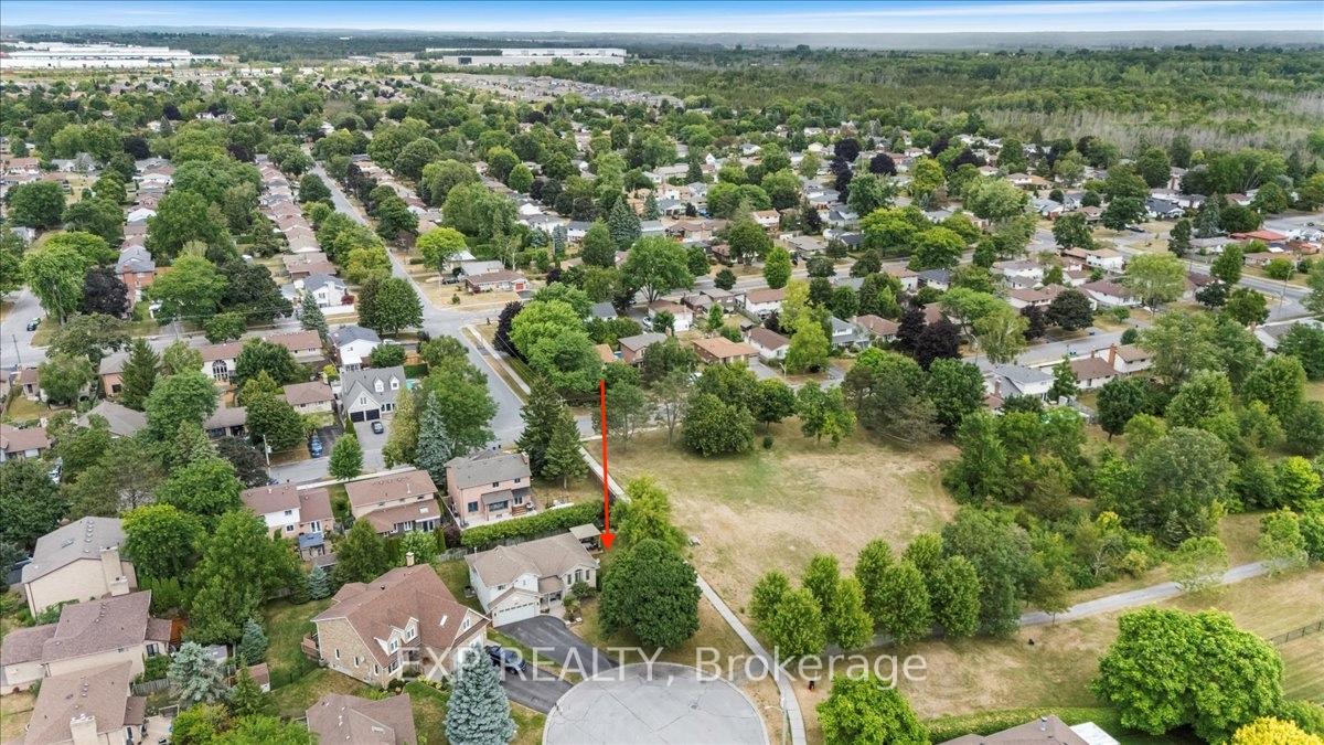 Photo 2 of 24 Carlow Court, Belleville, Belleville Ward — HOMEH