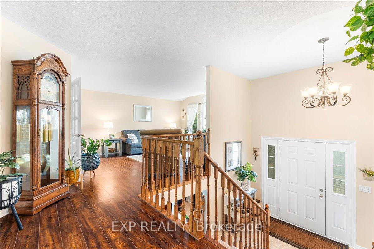 Photo 13 of 24 Carlow Court, Belleville, Belleville Ward — HOMEH