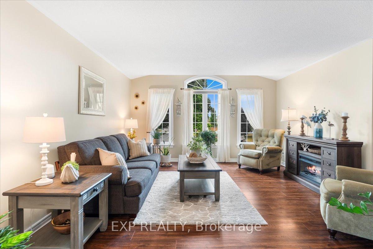Photo 23 of 24 Carlow Court, Belleville, Belleville Ward — HOMEH