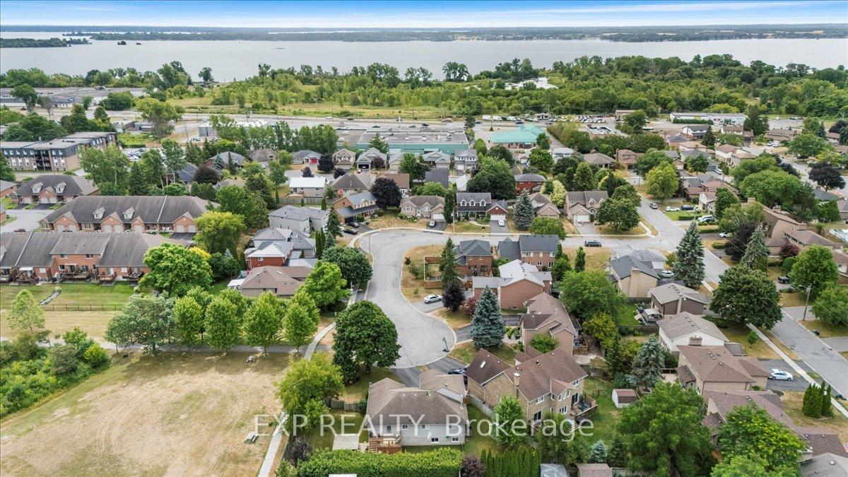 Photo 43 of 24 Carlow Court, Belleville, Belleville Ward — HOMEH