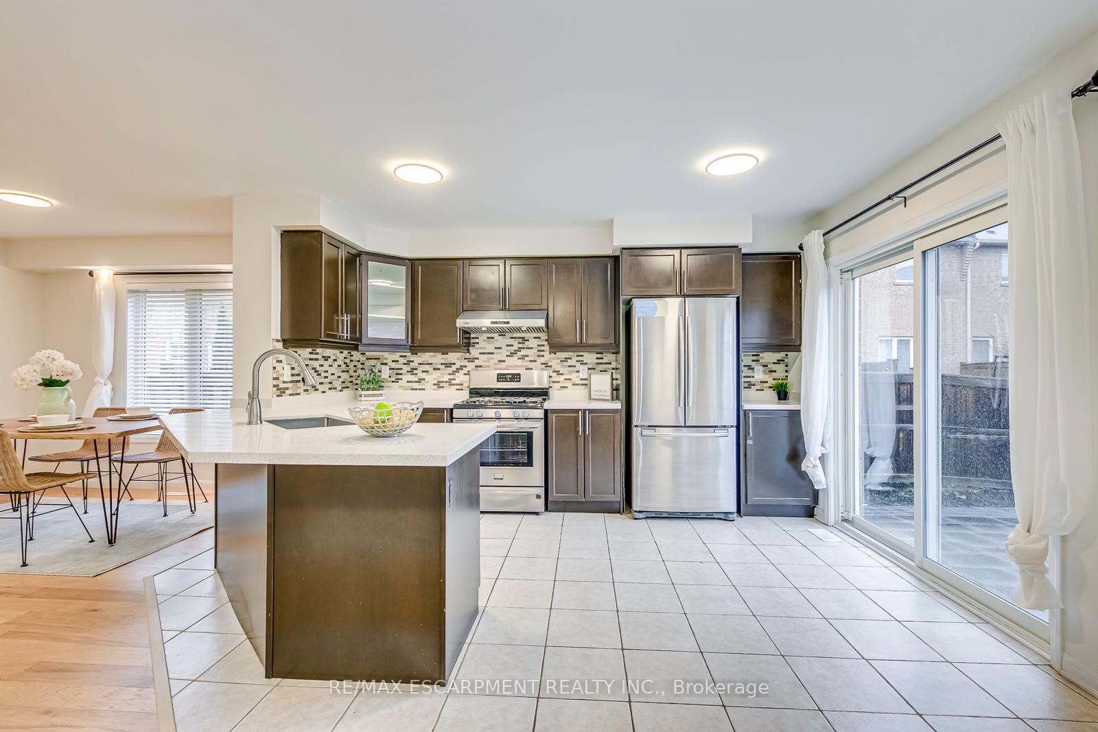 Photo 11 of 614 Cargill Path, Milton, Coates — HOMEH