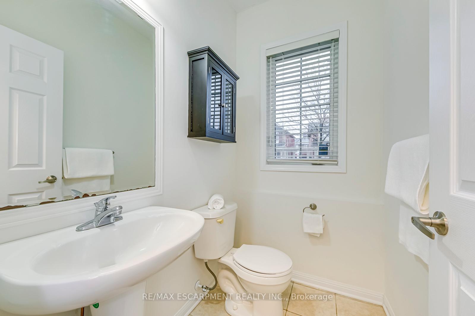 Photo 16 of 614 Cargill Path, Milton, Coates — HOMEH