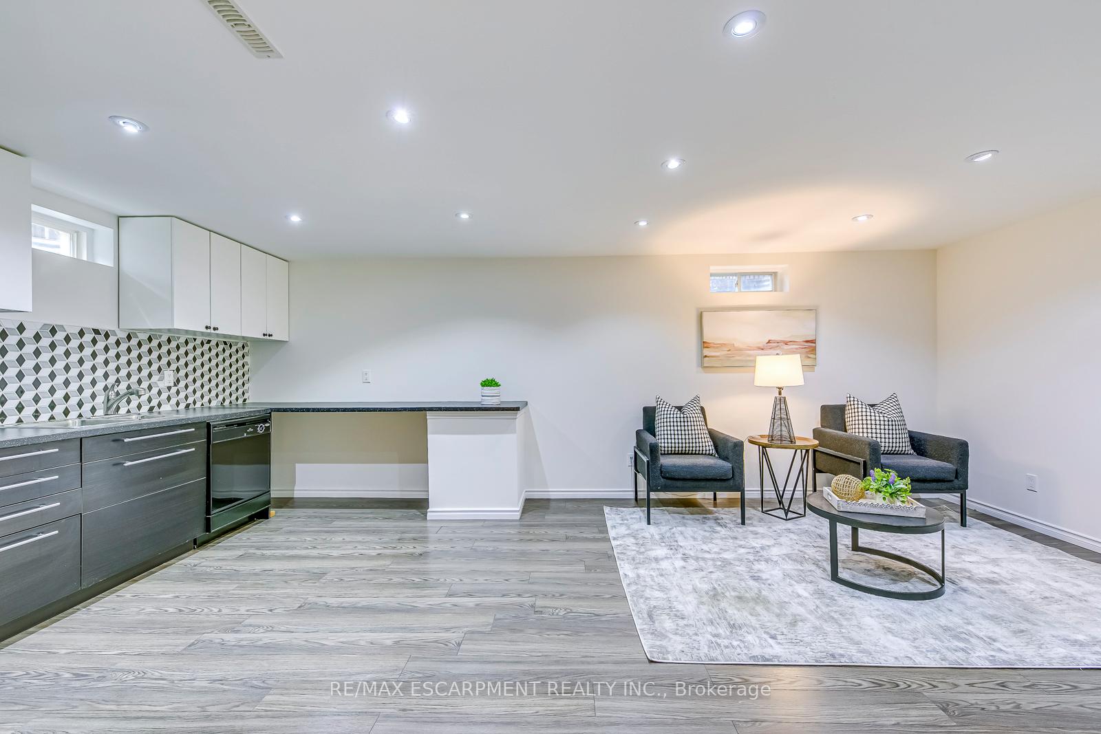 Photo 33 of 614 Cargill Path, Milton, Coates — HOMEH