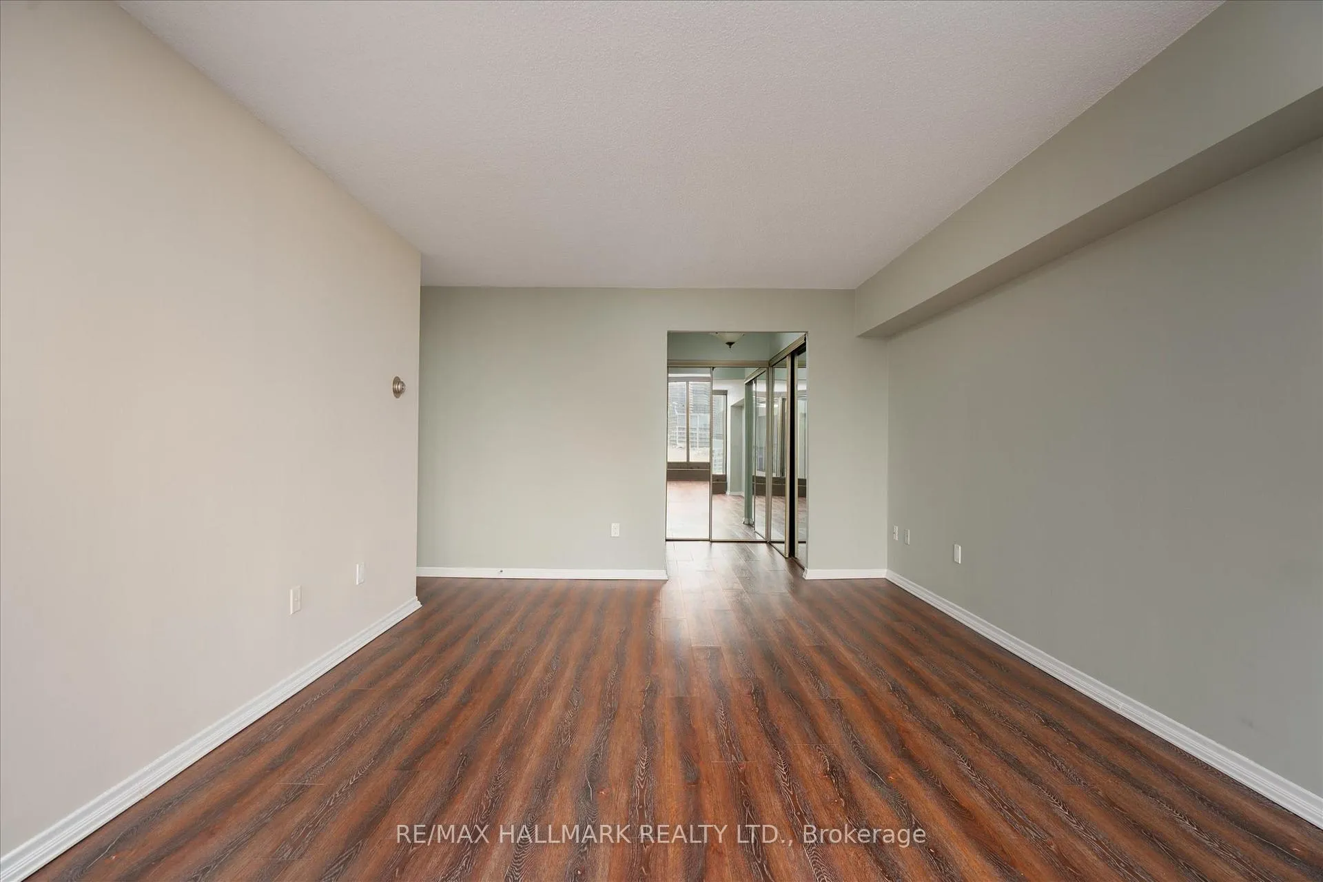 Photo 13 of Unit 1905, 2045 Lakeshore Boulevard W, Etobicoke, Mimico — HOMEH