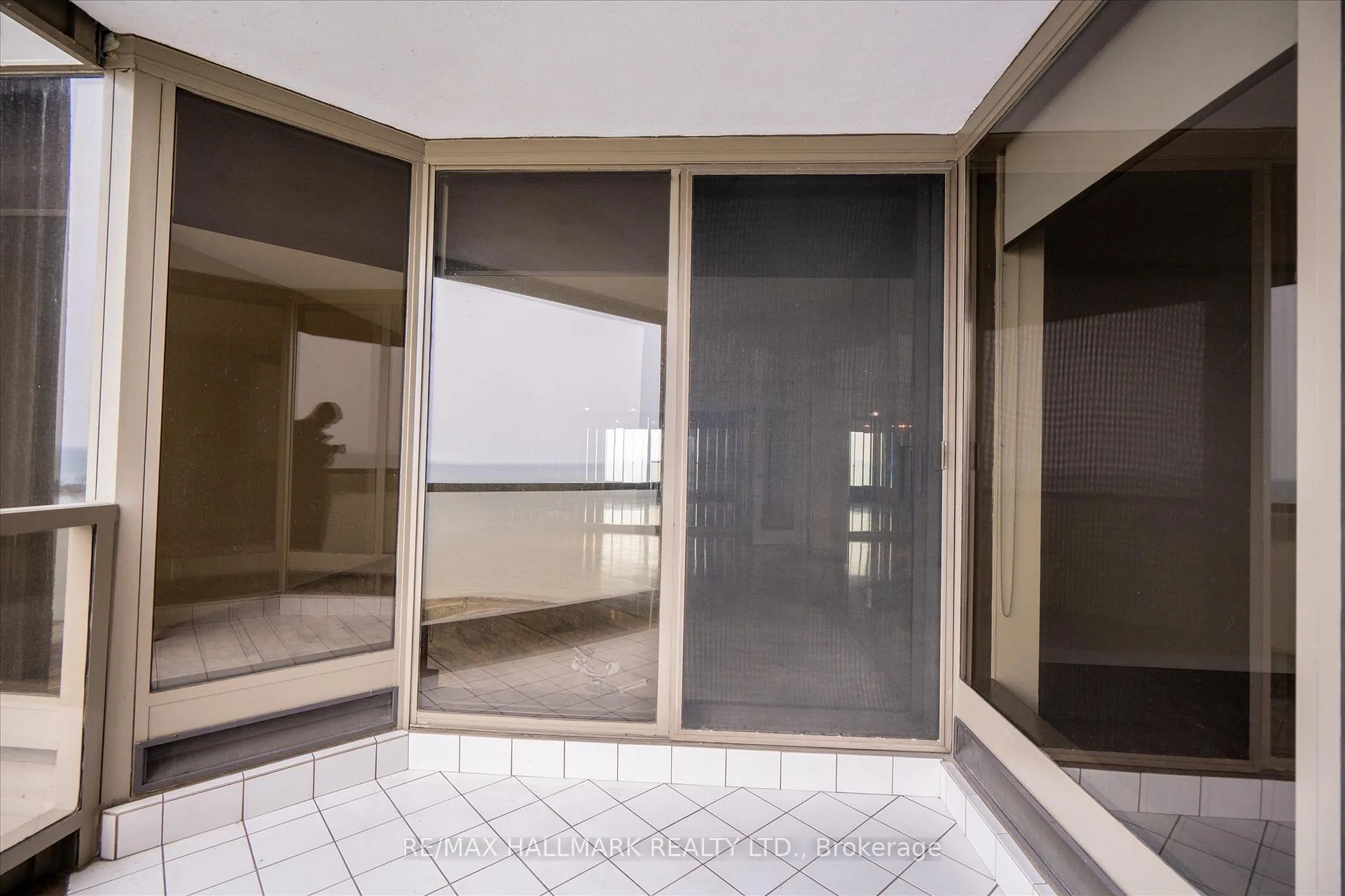 Photo 20 of Unit 1905, 2045 Lakeshore Boulevard W, Etobicoke, Mimico — HOMEH