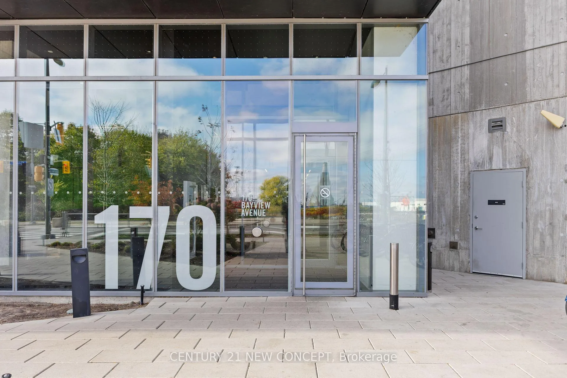 Photo 6 of Unit 1112, 170 Bayview Avenue, Toronto, Moss Park — HOMEH