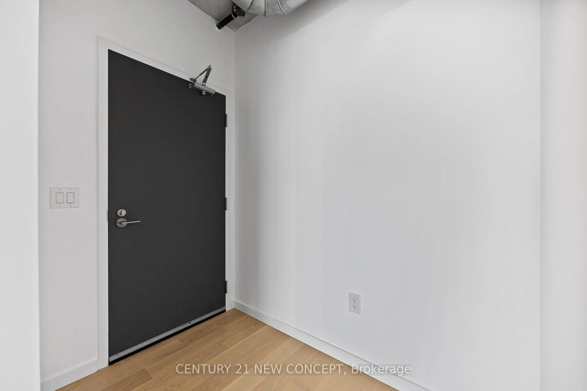 Photo 12 of Unit 1112, 170 Bayview Avenue, Toronto, Moss Park — HOMEH