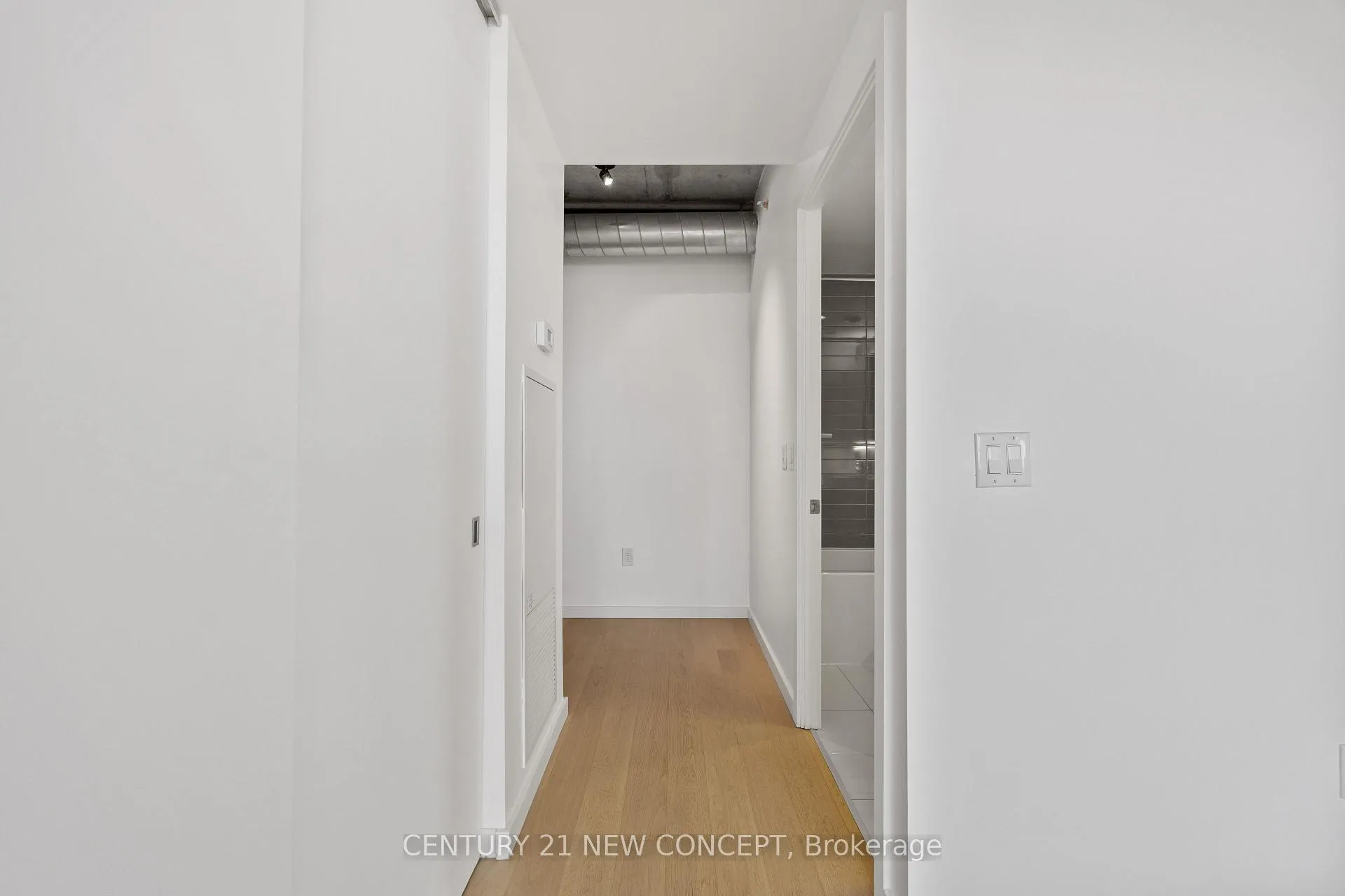Photo 15 of Unit 1112, 170 Bayview Avenue, Toronto, Moss Park — HOMEH