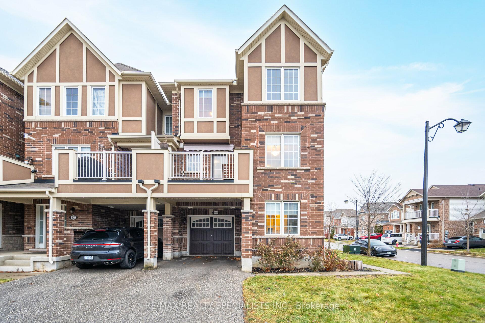 Photo 1 of 1629 Gainer Crescent, Milton, Clarke — HOMEH